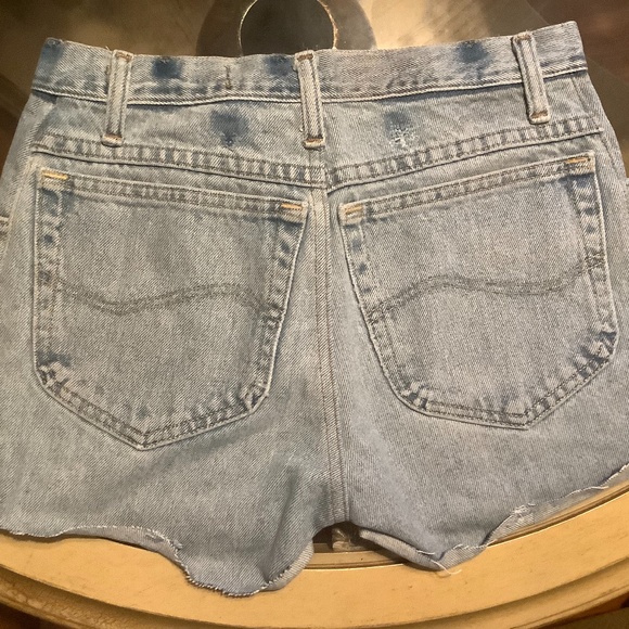 Urban Outfitters Jean Shorts - Picture 2 of 2